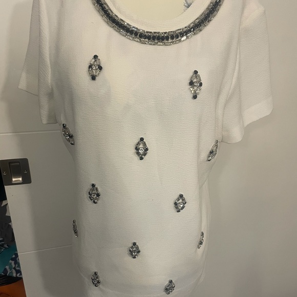 Dylan Gray business casual white boxy embellished jewel small  top - Picture 2 of 5